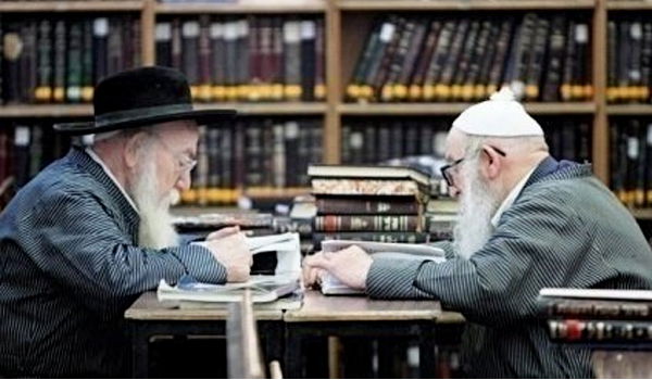 הדף היומי: מס' מועד קטן דף ד' יום שישי י"ט מנחם-אב