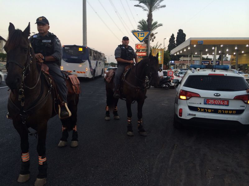 הפלג הירושלמי יצא להפגין: שוטר אחד נפגע; 15 עצורים