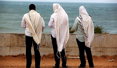 חיפה: החוף הנפרד סגור, החוף המעורב פתוח