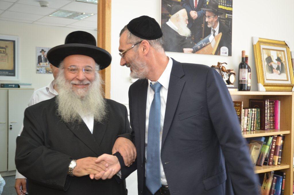 המקובל רבי בניהו שמואלי וצביקה כהן, אמש