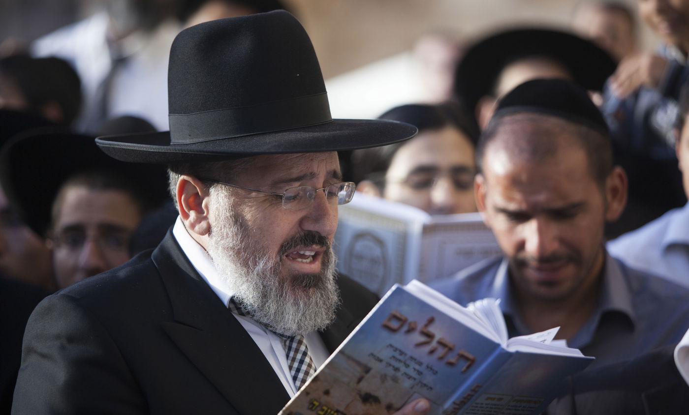 בהוראת גדולי ישראל: מחר יתקיימו עצרות תפילה בכל רחבי הארץ