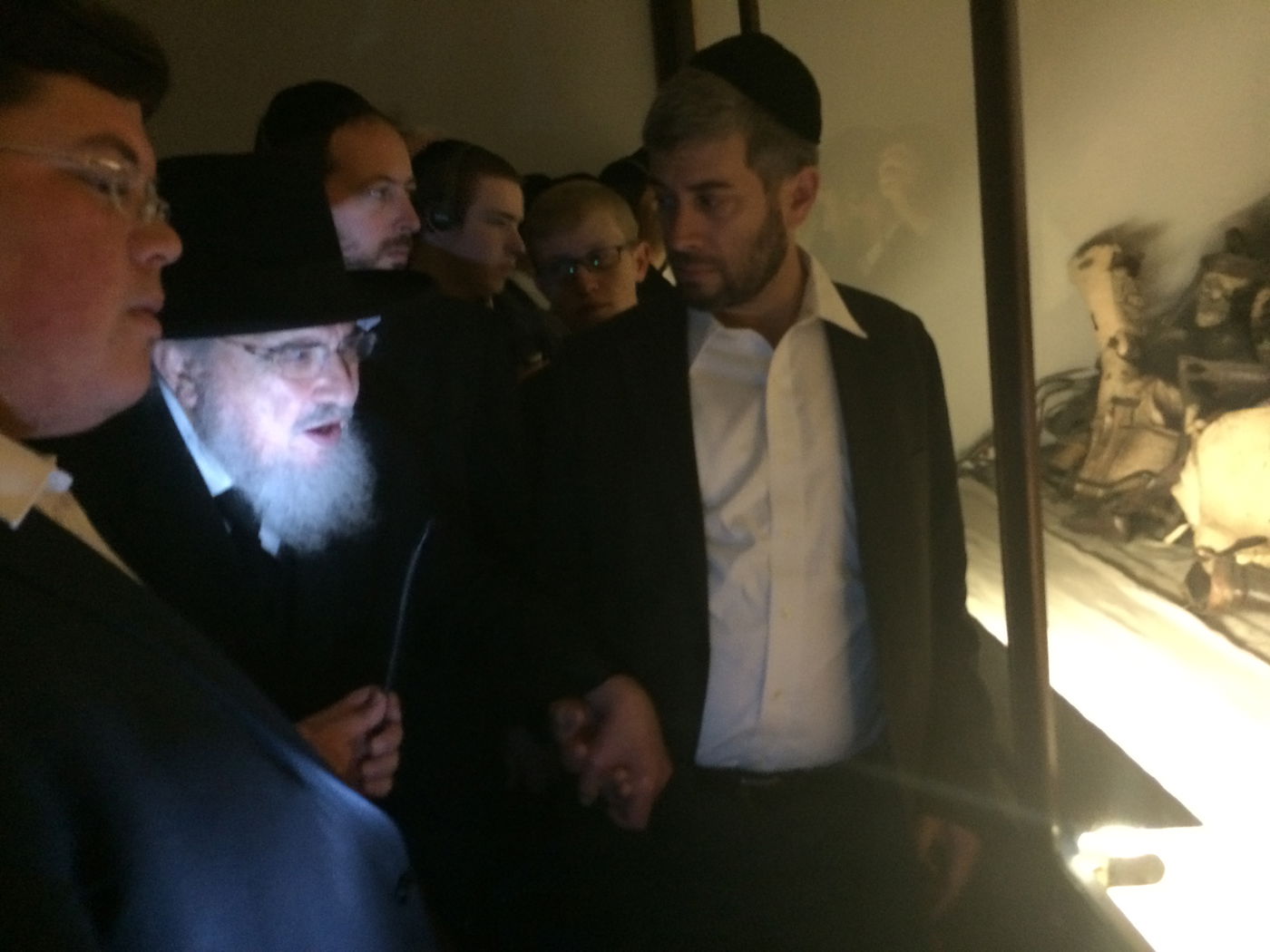 מצמרר: הרב אזרחי שאג "שמע ישראל" במחנה ההשמדה