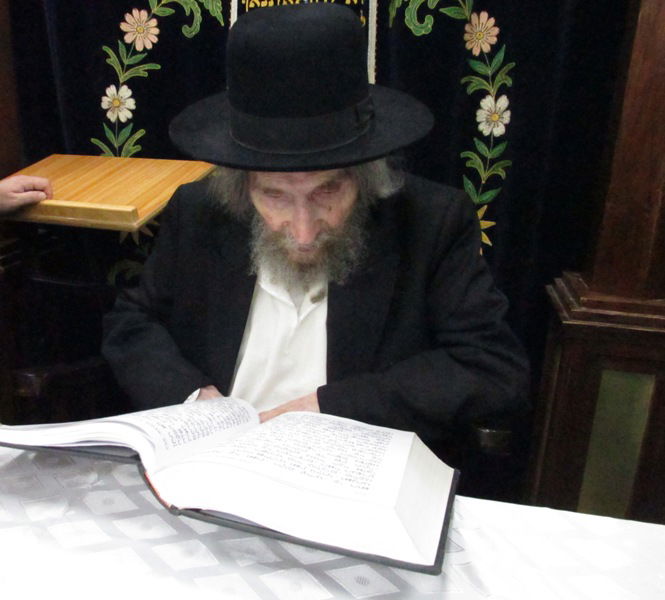 אלעד: הגראי"ל השתתף בחנוכת ישיבת "תורה בתפארתה"