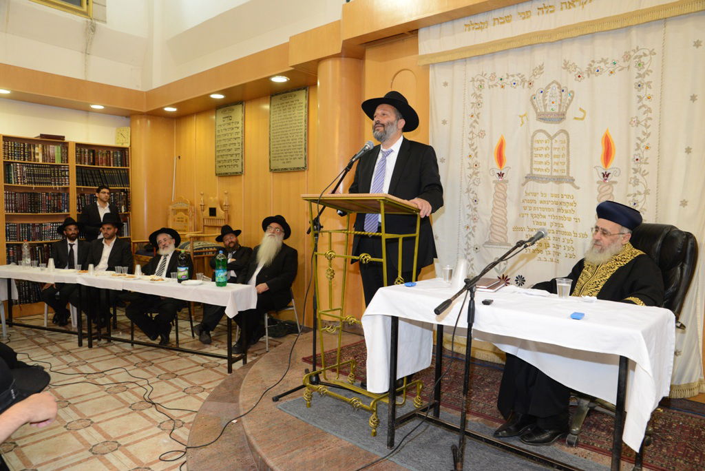 בניגוד לבנייני האומה: מאות בעצרות "אל המעיין" ברחבי הארץ