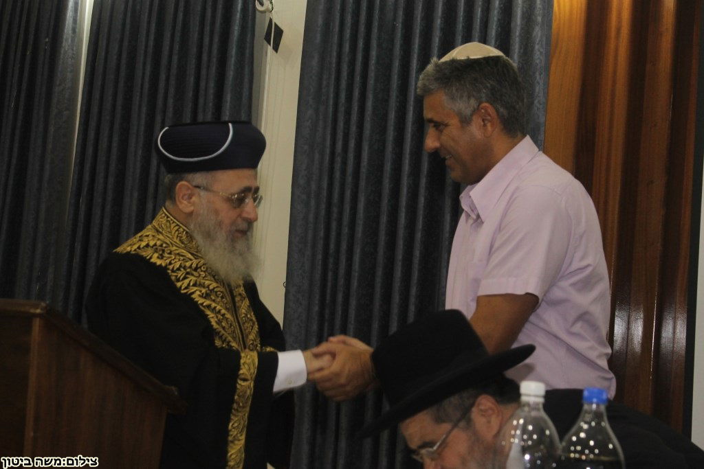 בניגוד לבנייני האומה: מאות בעצרות "אל המעיין" ברחבי הארץ