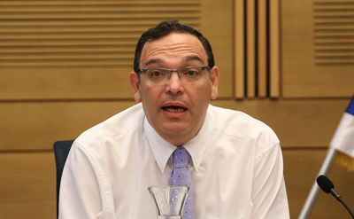 שר החינוך שי פירון