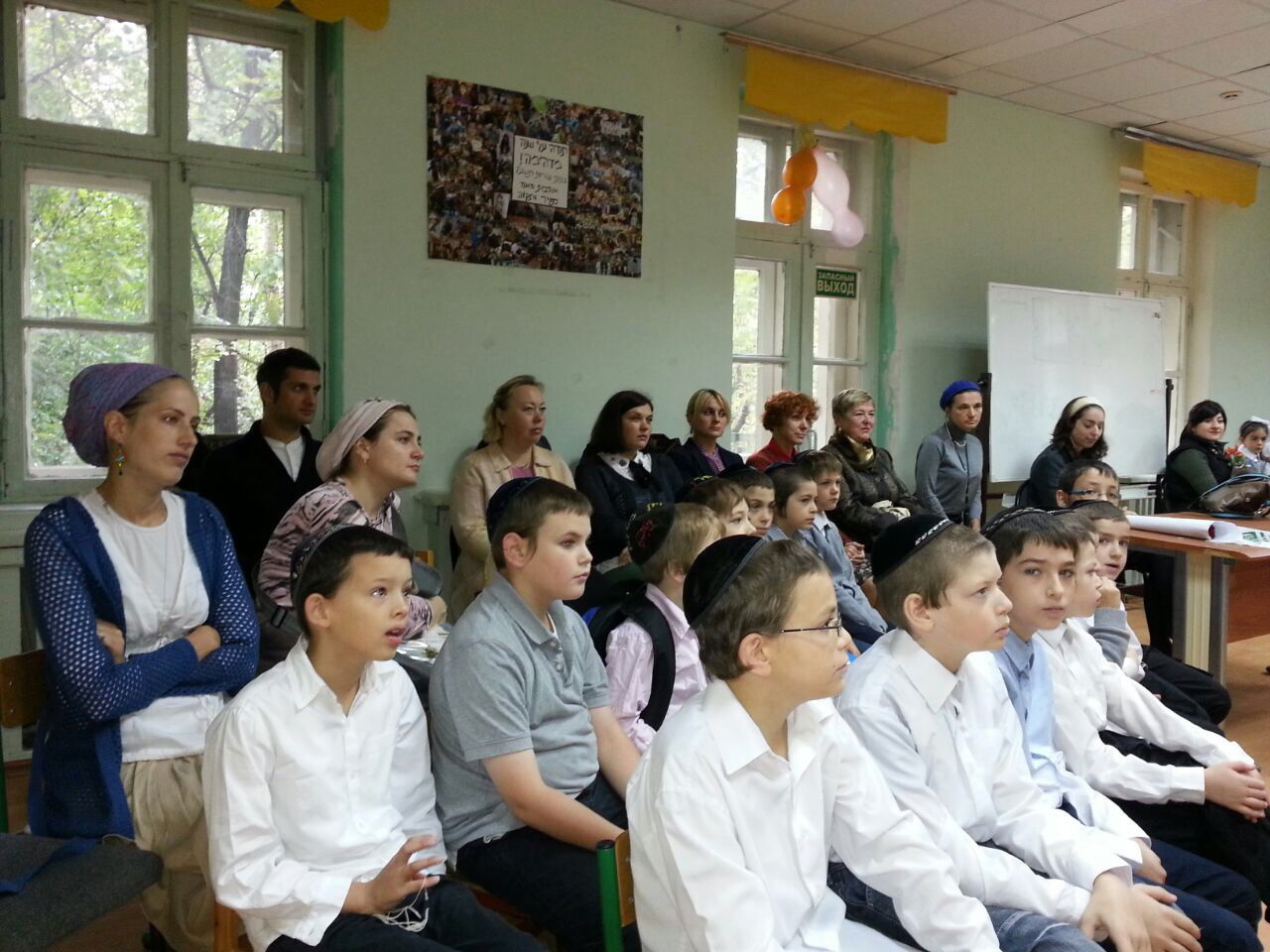 ואיך נפתחה שנת הלימודים במוסקבה? עם 'פרחי ירושלים'