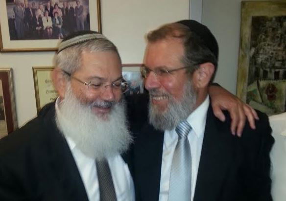 הרב קלמן בר עם סגן שר הדתות בן דהן