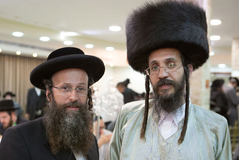 גלריה: בר מצווה לבן הרב חיים הירש