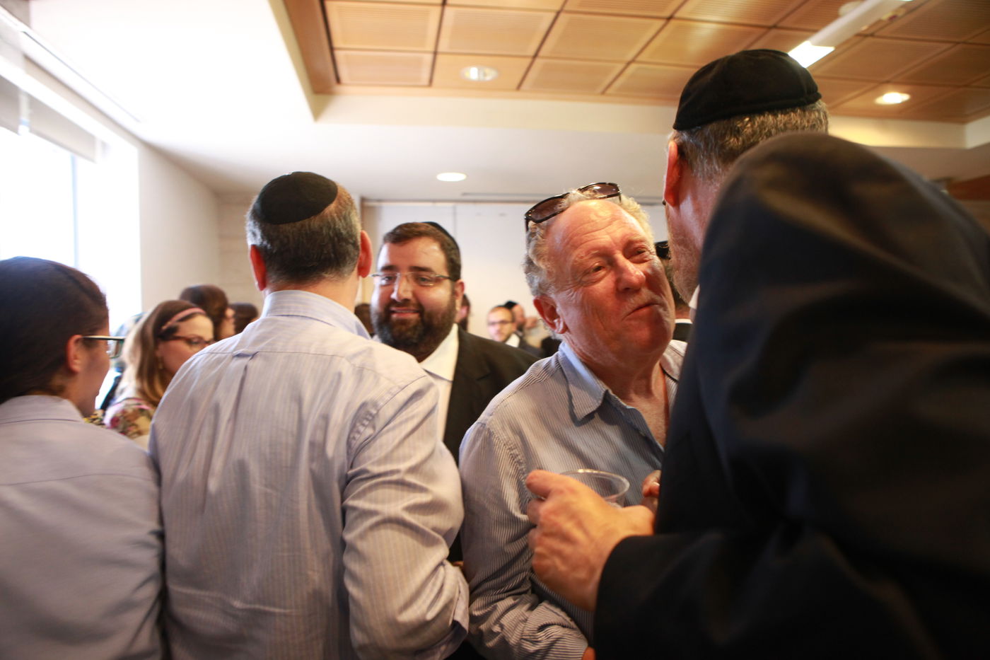 סגן ראש העיר ירושלים צביקה כהן חגג יום הולדת בלשכתו בעירייה