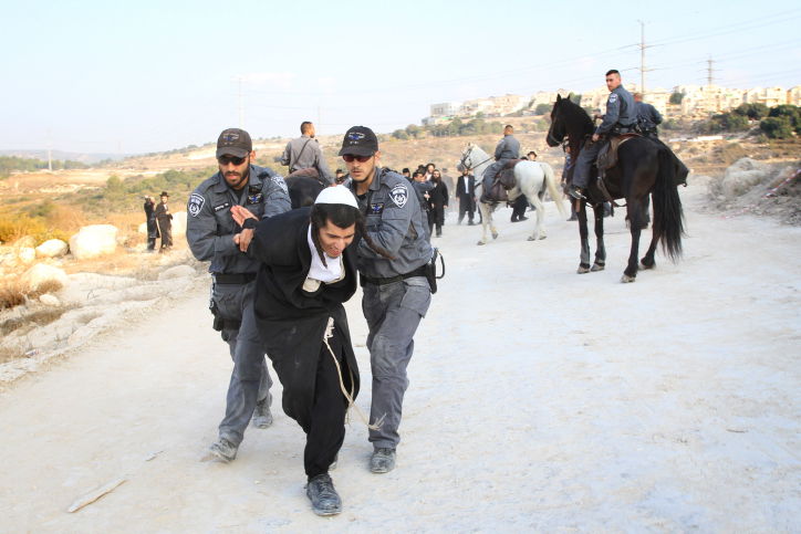 הפגנה במתחם גולובנציץ