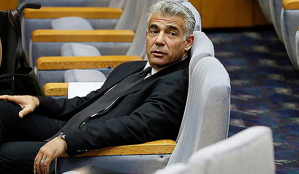 יו"ר הקואליציה: לפיד עלול למצוא עצמו מחוץ לממשלה