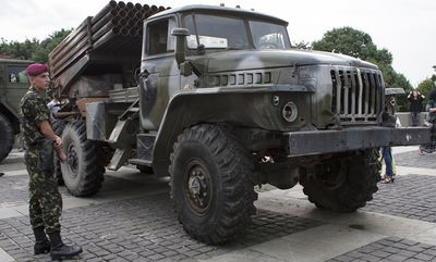 כלי נשק שנתפסו נתפסו מהבדלנים באוקראינה