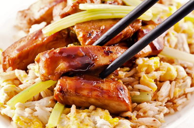 חזה עוף ברוטב טריאקי וחרדל