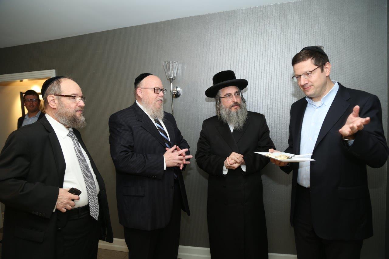 צפו בגלריה: נגידי ניו יורק התגייסו למען שומרי השמיטה