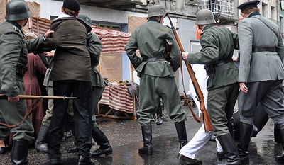 כומר קתולי: היהודים אשמים בשואה