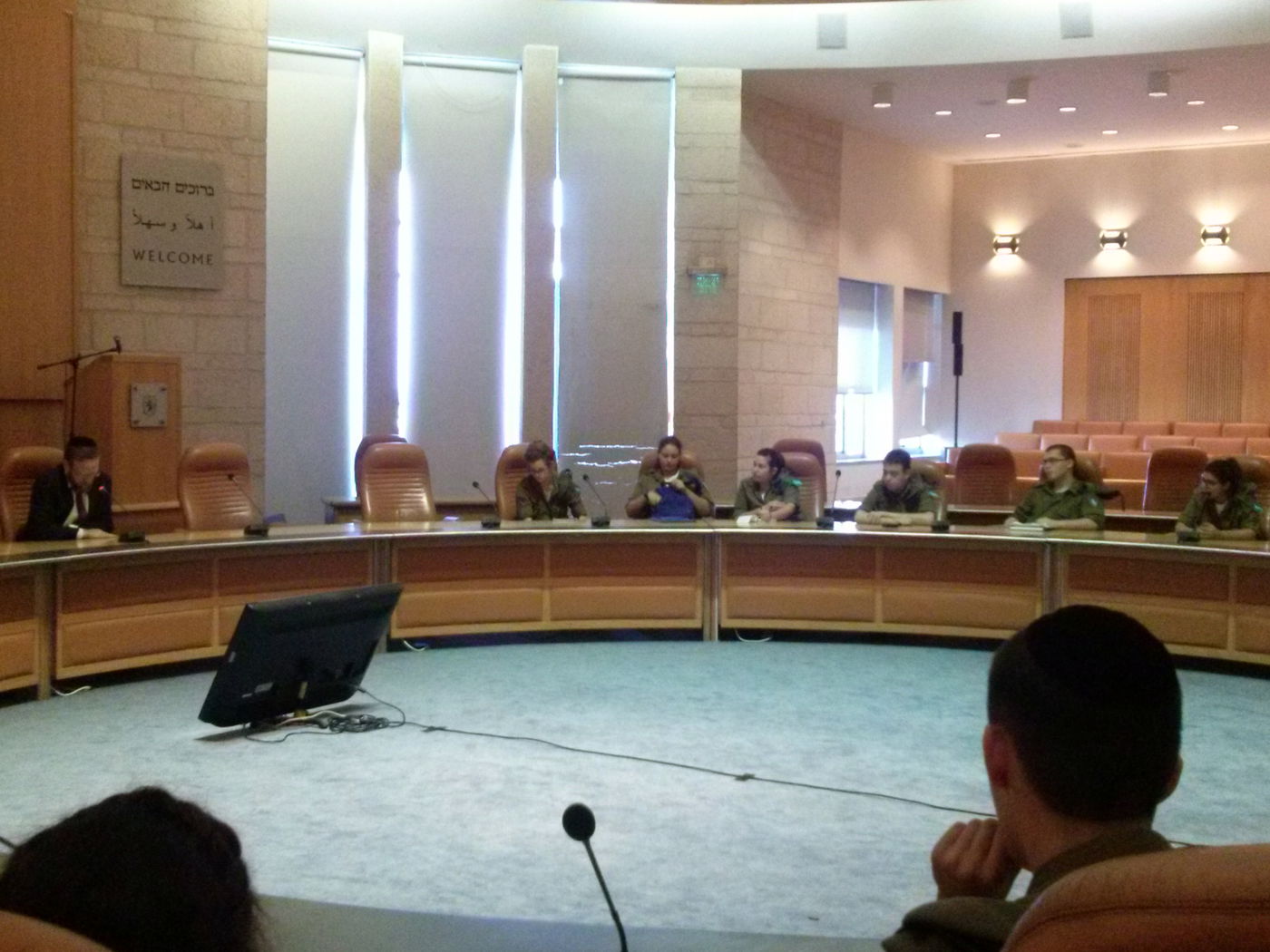 יצחק פינדרוס בקורס תקשורת לגלי צה"ל