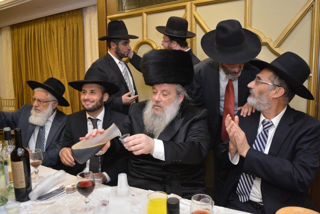 גלריה: חנוך זייברט חיתן, כולם התייצבו לאחל מזל טוב