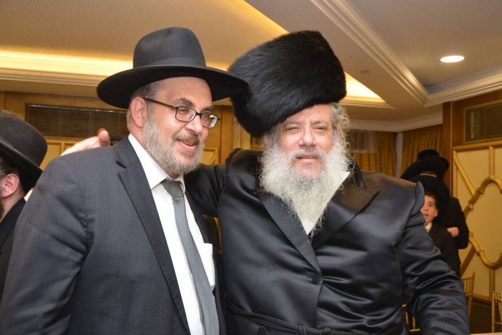 גלריה: חנוך זייברט חיתן, כולם התייצבו לאחל מזל טוב