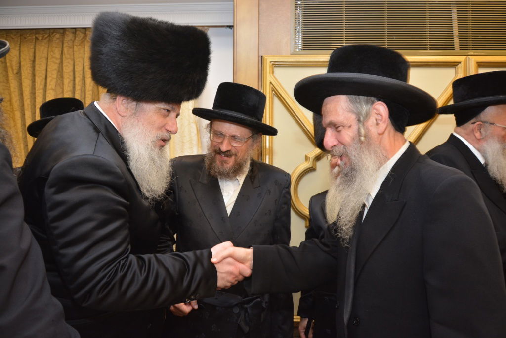 גלריה: חנוך זייברט חיתן, כולם התייצבו לאחל מזל טוב