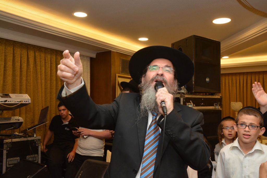 גלריה: חנוך זייברט חיתן, כולם התייצבו לאחל מזל טוב