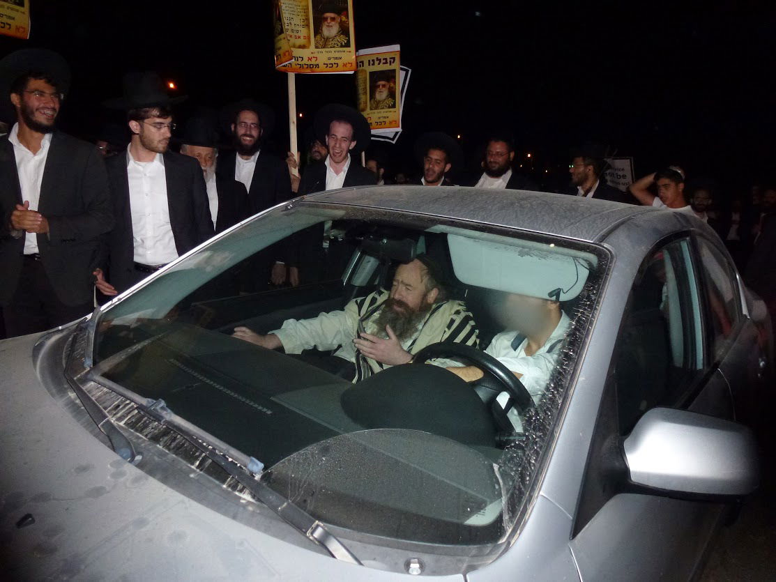 הרב יעקב עדס הפגין בכלא 6: "חובה ללחום מלחמת קודש"