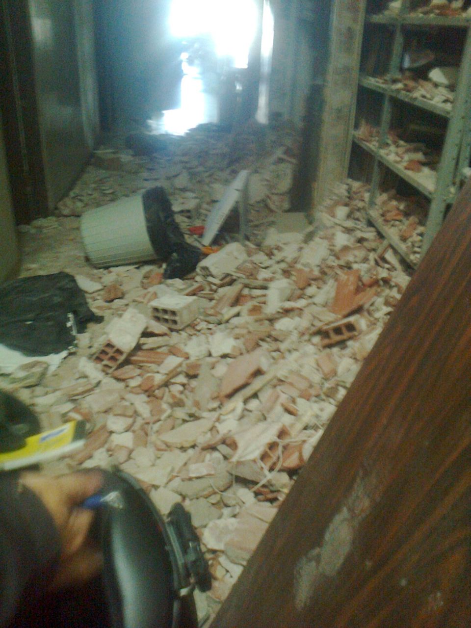 המאבק בפוניבז' מתעצם: שני בחורים בישיבה נעצרו ושוחררו