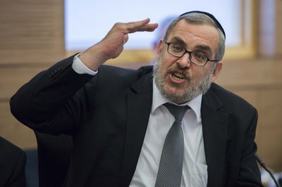 אשר לסלומינסקי: אתה כמו תוכי שהוכנס למקפיא על ידי לפיד