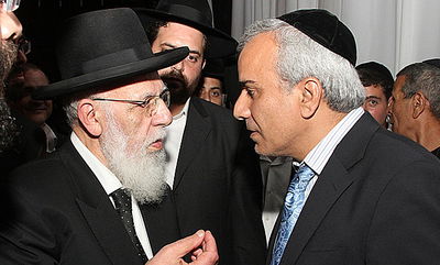 הגר"ש כהן עם יחיאל נהרי, השבוע