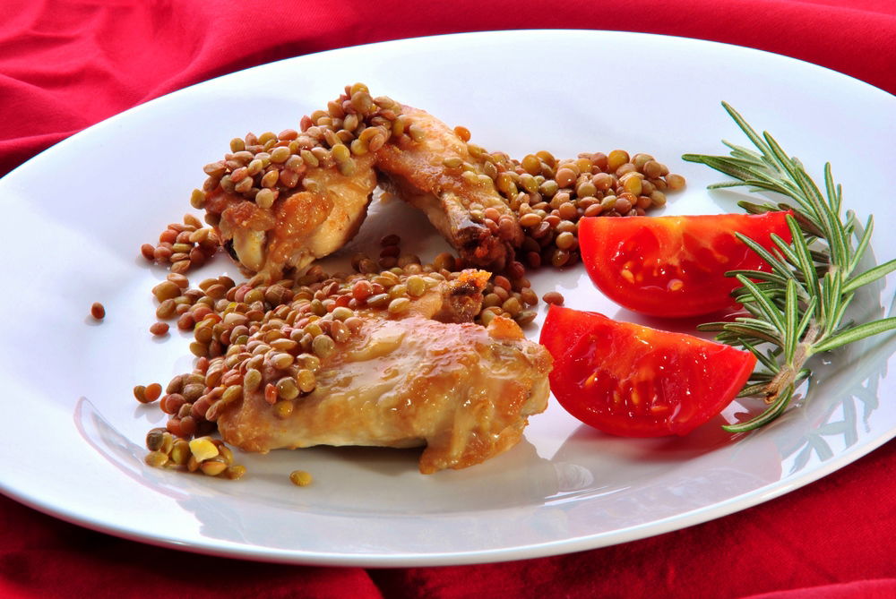 תבשיל צלי עוף עם עדשים