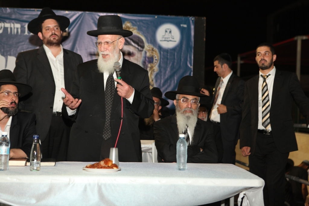 הרב קלמן בר: "הרב עובדיה ביקש ממני ללמוד בספרים שלו"