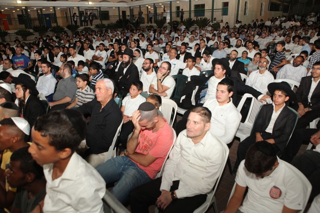 הרב קלמן בר: "הרב עובדיה ביקש ממני ללמוד בספרים שלו"