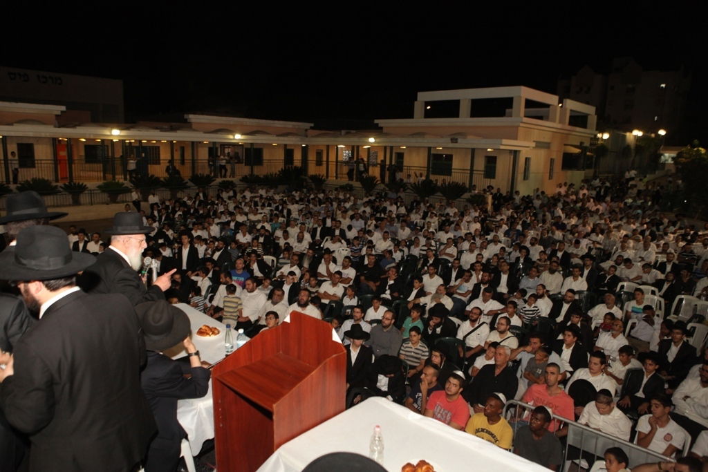 הרב קלמן בר: "הרב עובדיה ביקש ממני ללמוד בספרים שלו"