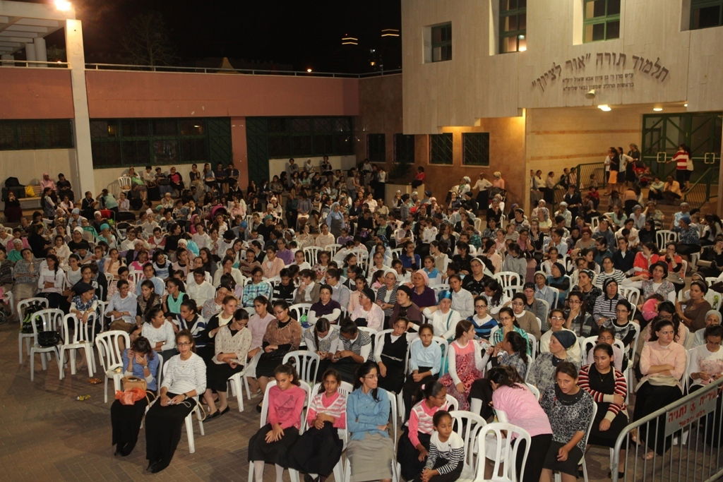 הרב קלמן בר: "הרב עובדיה ביקש ממני ללמוד בספרים שלו"