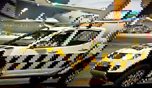 מאבטחים בנתב"ג