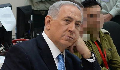 ראש הממשלה בנימין נתניהו בבסיס של חיל המודיעין