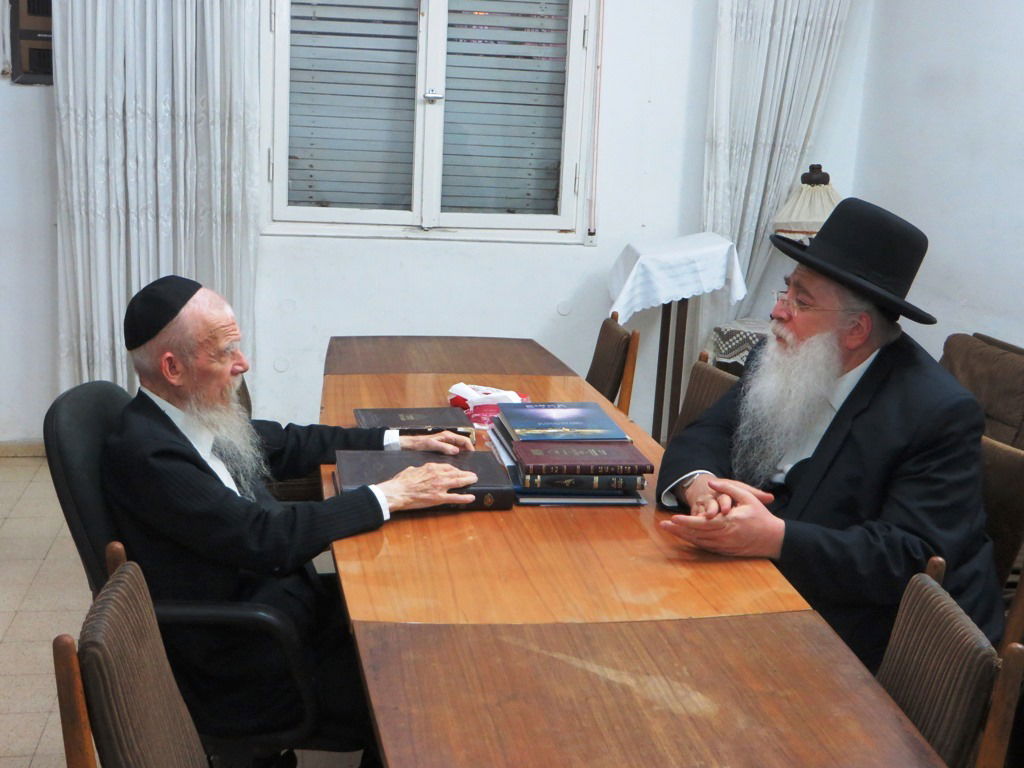 ח"כי אגודת ישראל ביקרו בבית ראש ישיבת פוניבז'