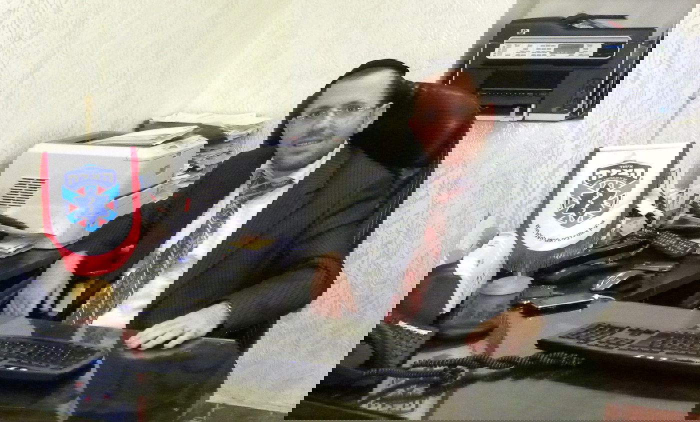 כותב השורות, יוסי רפאלי, מנכ"ל "רפאלי ביטוחים"