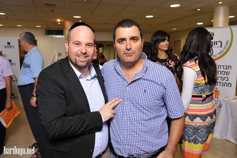 צפו: 'רייסדור' חגגה עשור עם הזמר אברהם פריד