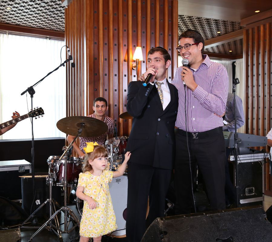 יואלי דיקמן חגג ברית לבנו הבכור • גלריה