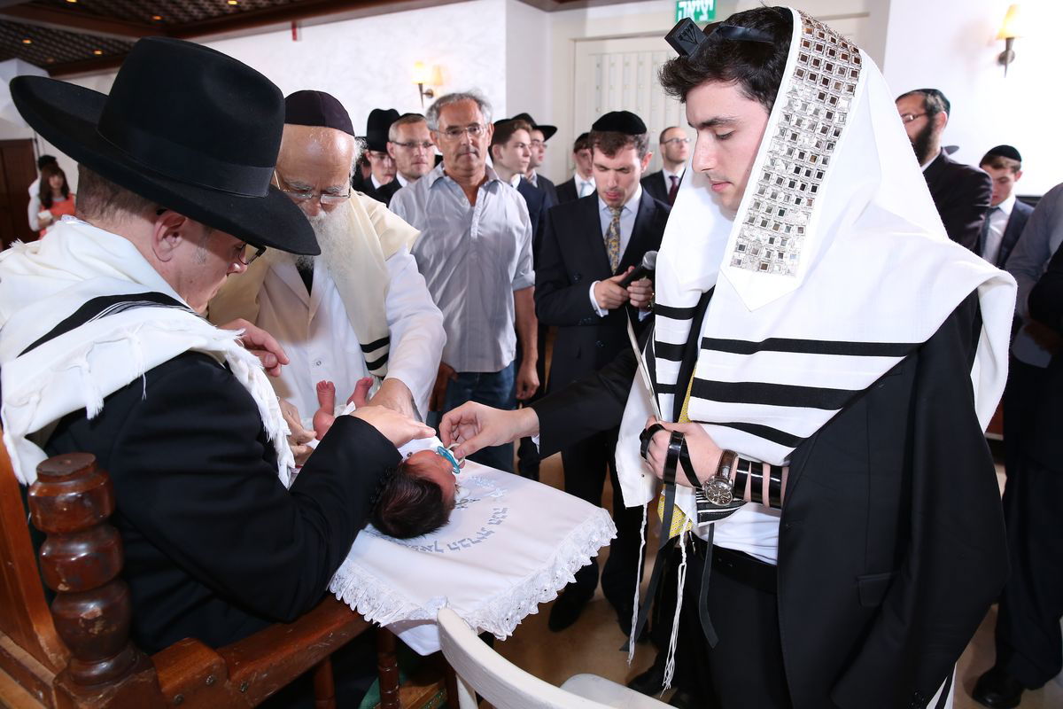 יואלי דיקמן חגג ברית לבנו הבכור • גלריה