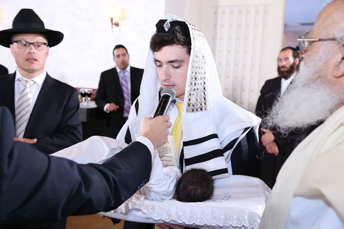 יואלי דיקמן חגג ברית לבנו הבכור • גלריה