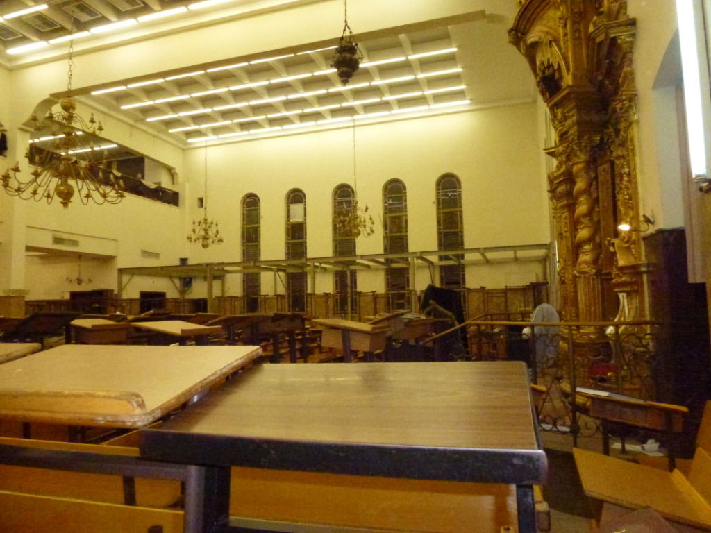 צפו: השיפוצים בפוניבז' לקראת ראש השנה