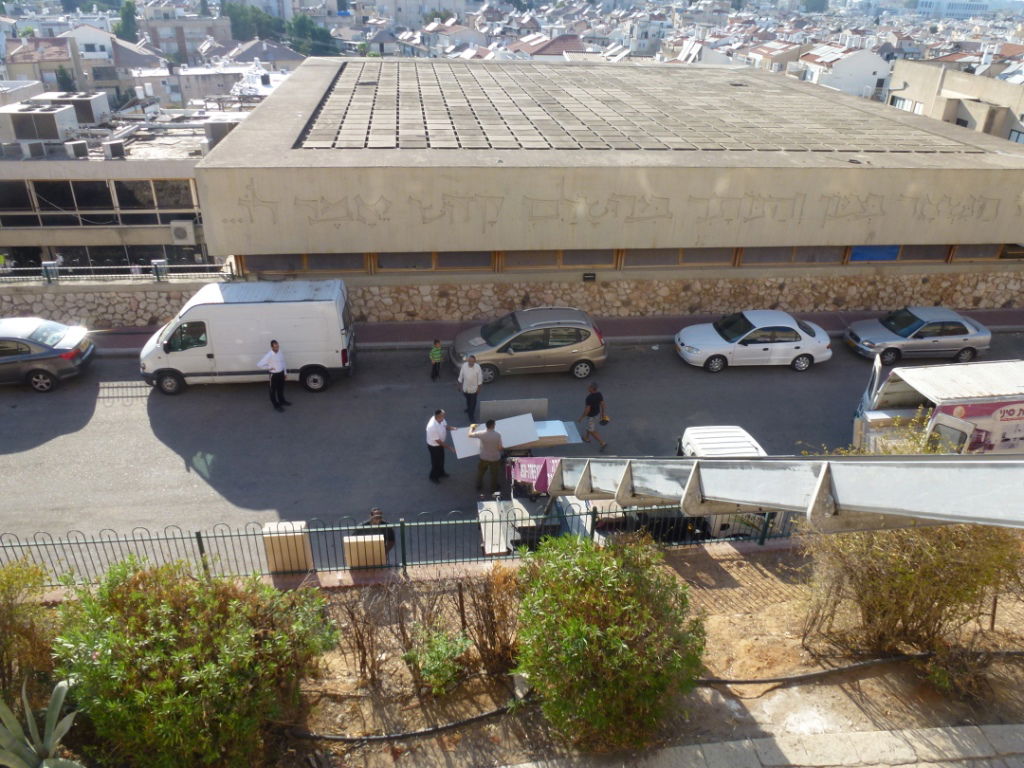 צפו: השיפוצים בפוניבז' לקראת ראש השנה