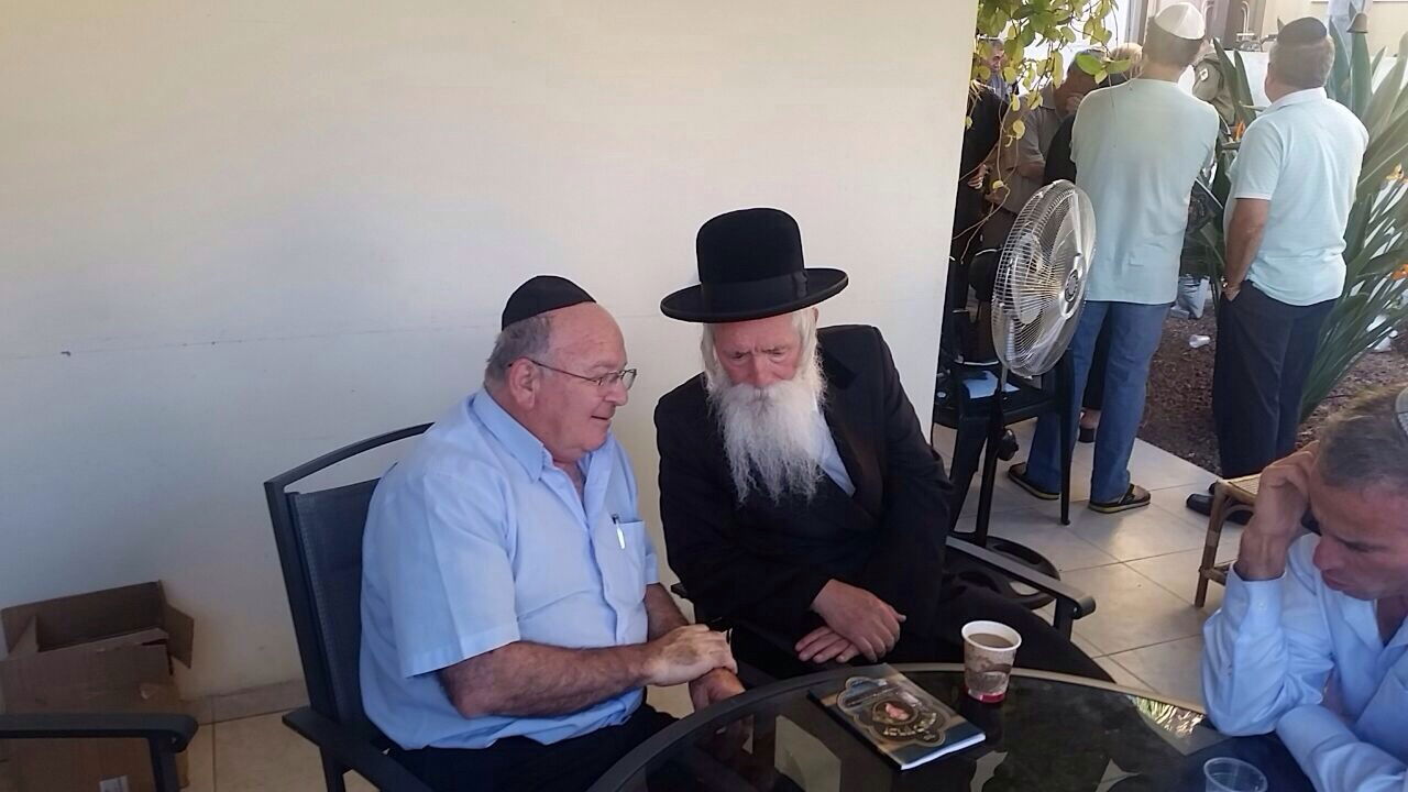 ביוזמת הרב גרוסמן: פיוס בין ח"כ שטרן והרב אליהו