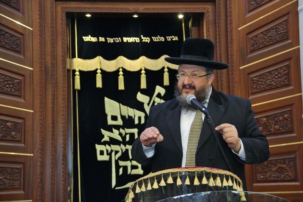 הרב דוד יוסף סיפר: כשמרן הגר"ע יוסף היה סהרורי בגלל התורה