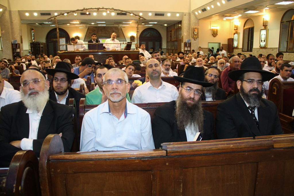 הרב דוד יוסף סיפר: כשמרן הגר"ע יוסף היה סהרורי בגלל התורה