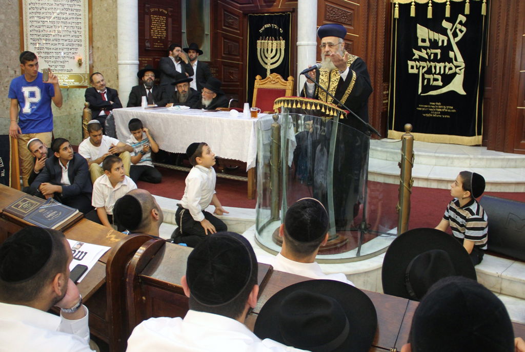 הרב דוד יוסף סיפר: כשמרן הגר"ע יוסף היה סהרורי בגלל התורה