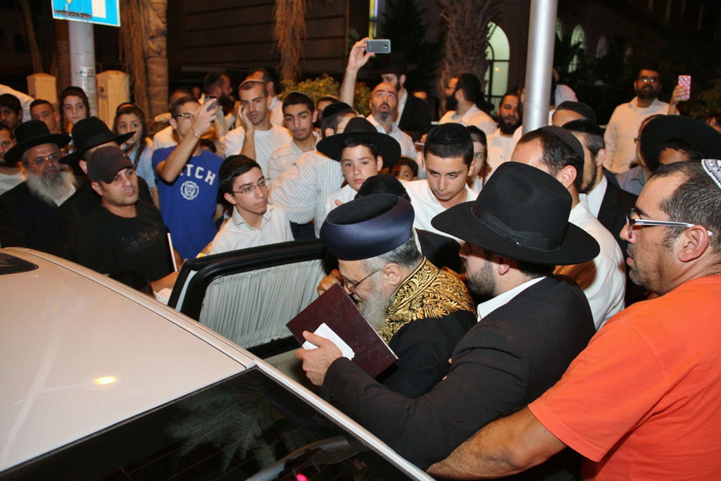 הרב דוד יוסף סיפר: כשמרן הגר"ע יוסף היה סהרורי בגלל התורה