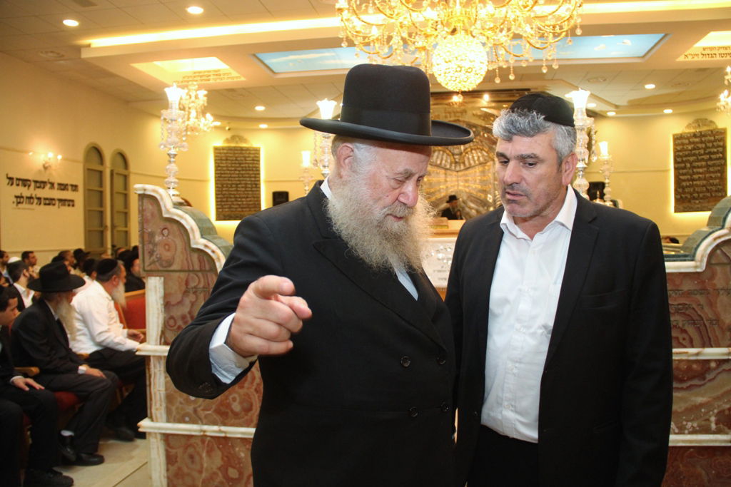 הרב דוד יוסף סיפר: כשמרן הגר"ע יוסף היה סהרורי בגלל התורה